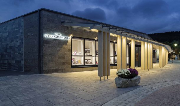 Fassade und Schaufenster bei Drubba Moments Luxus und Lifestyle Store